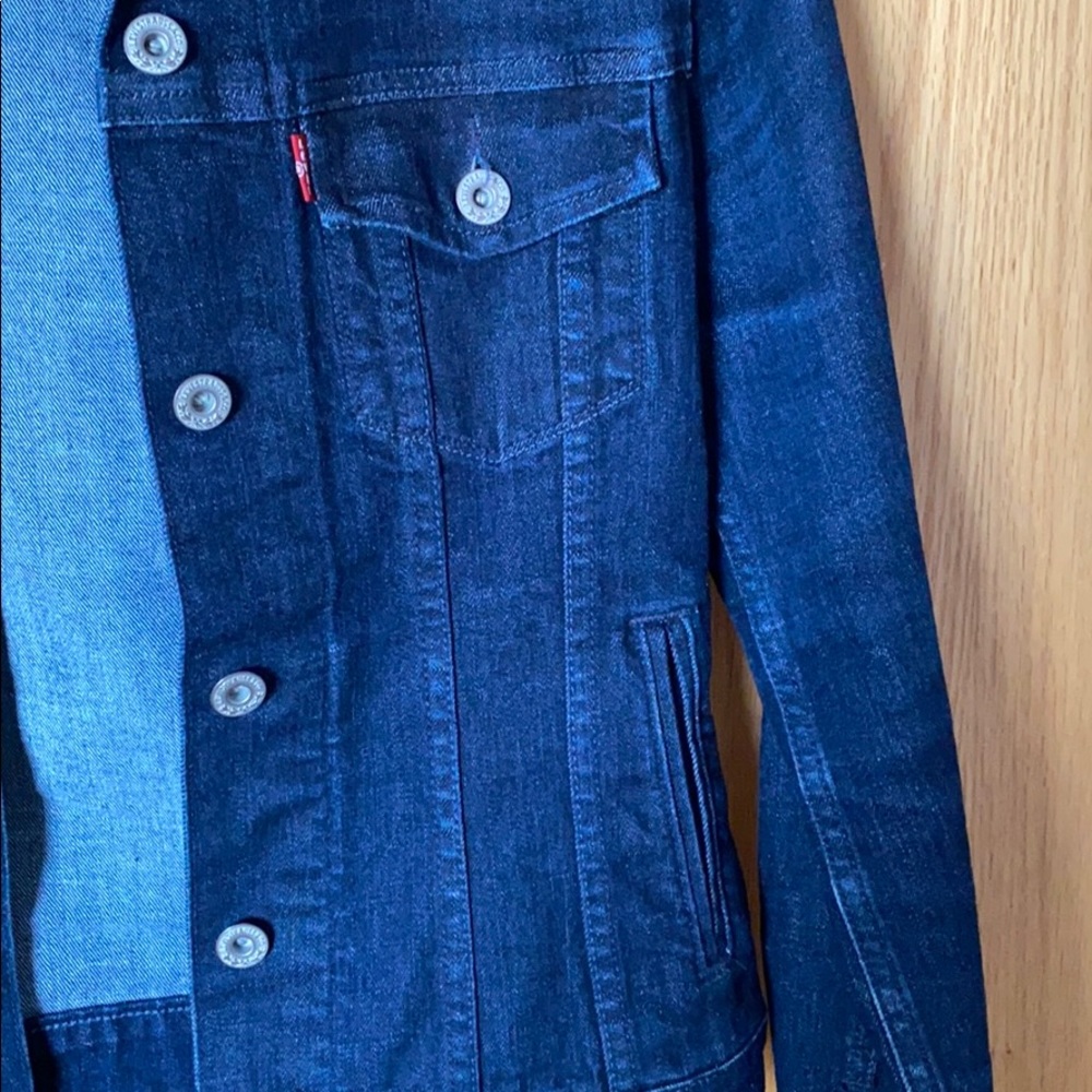 Levi’s Jean jacket - Picture 2 of 4